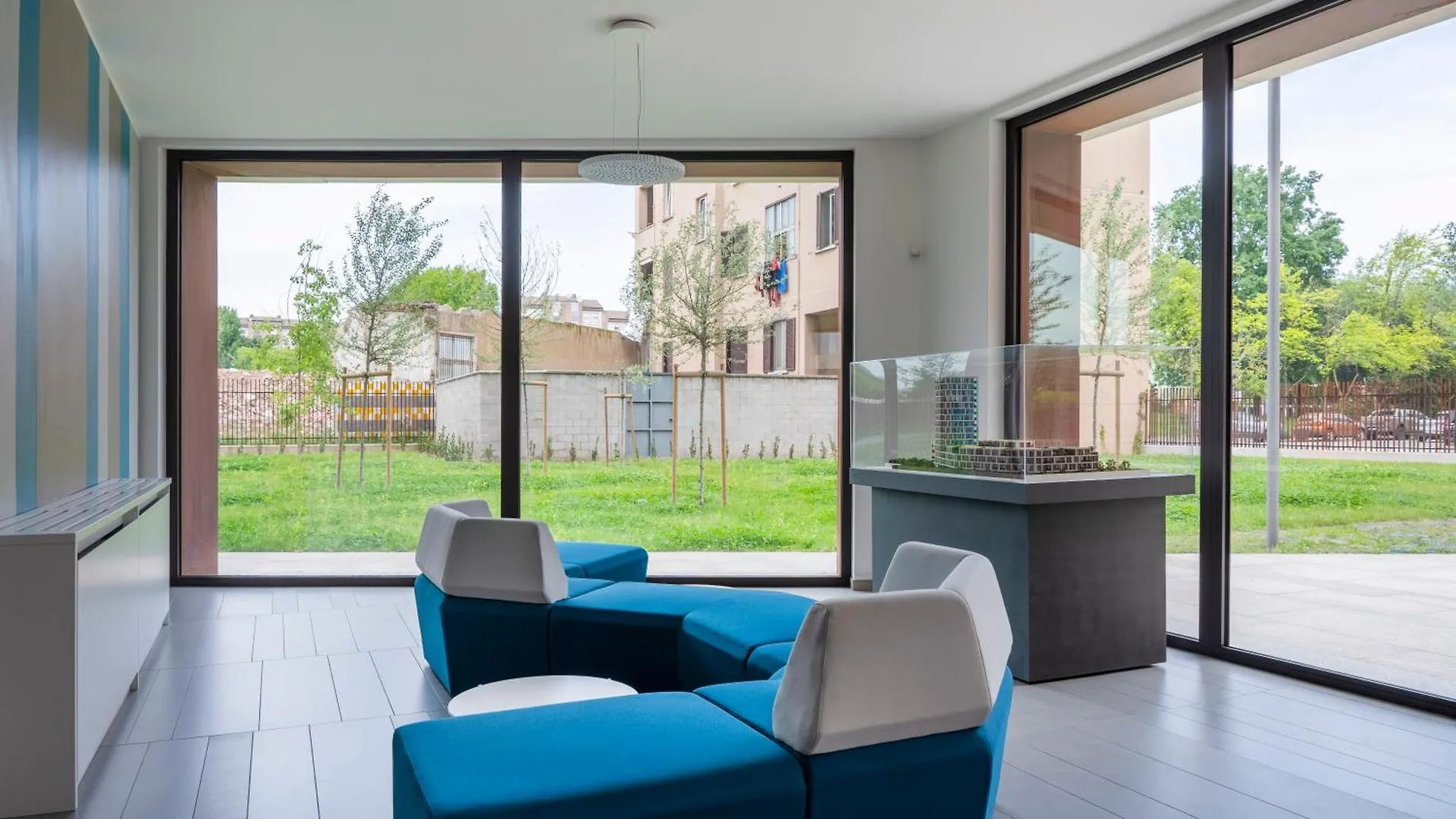 Asia Comfort Suite Battaglia Appartamenti Milano Lägenhet